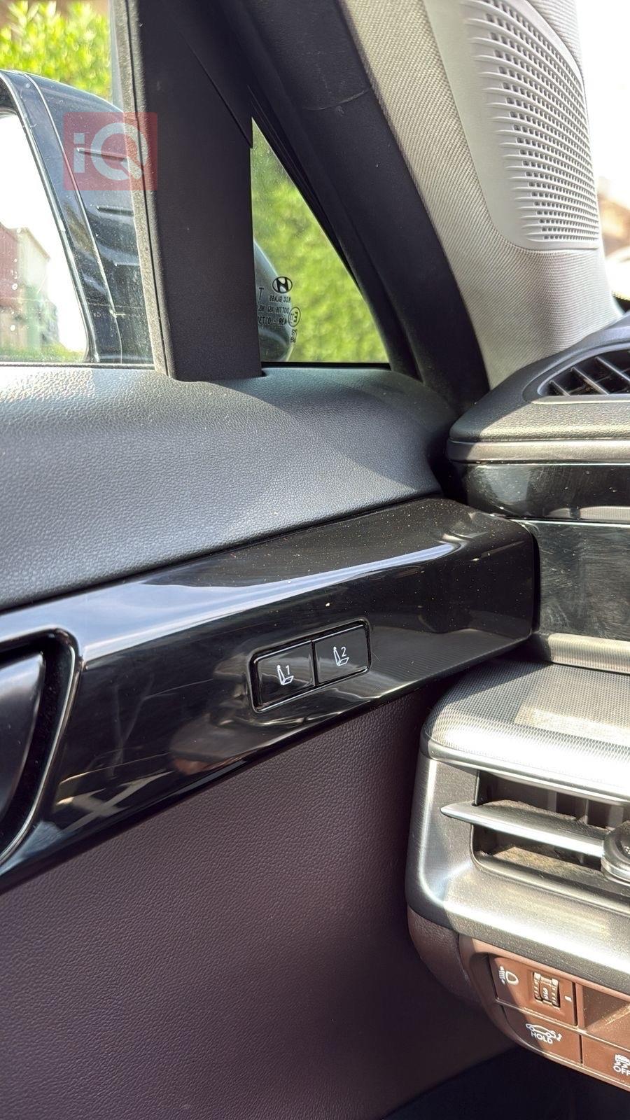 هيونداي أزيرا